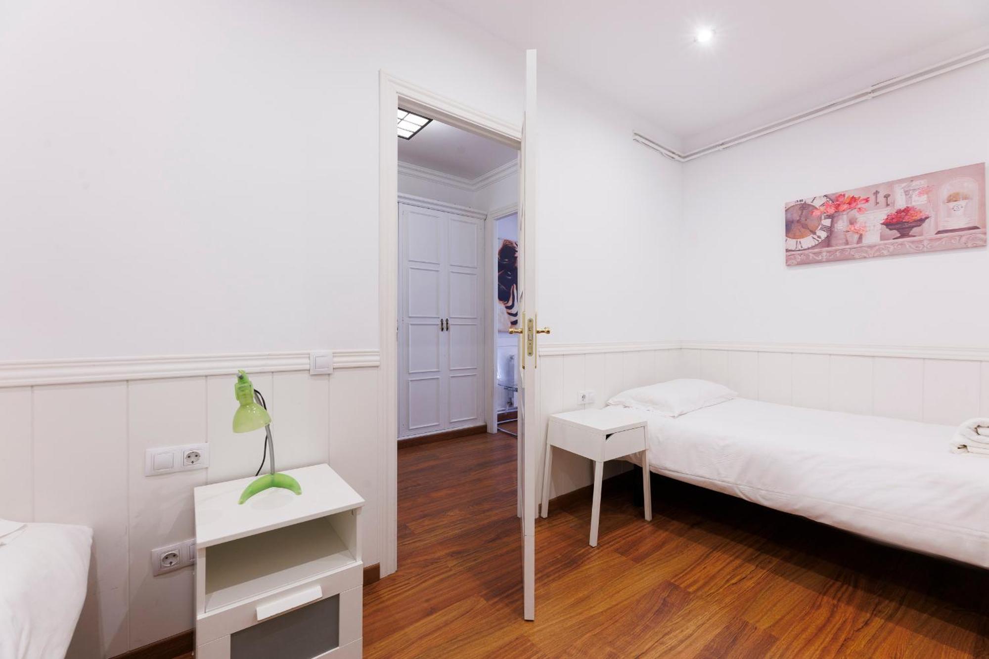 Aparteasy - Private Terrace, 3-Bedroom Apartment Barcelona Kültér fotó
