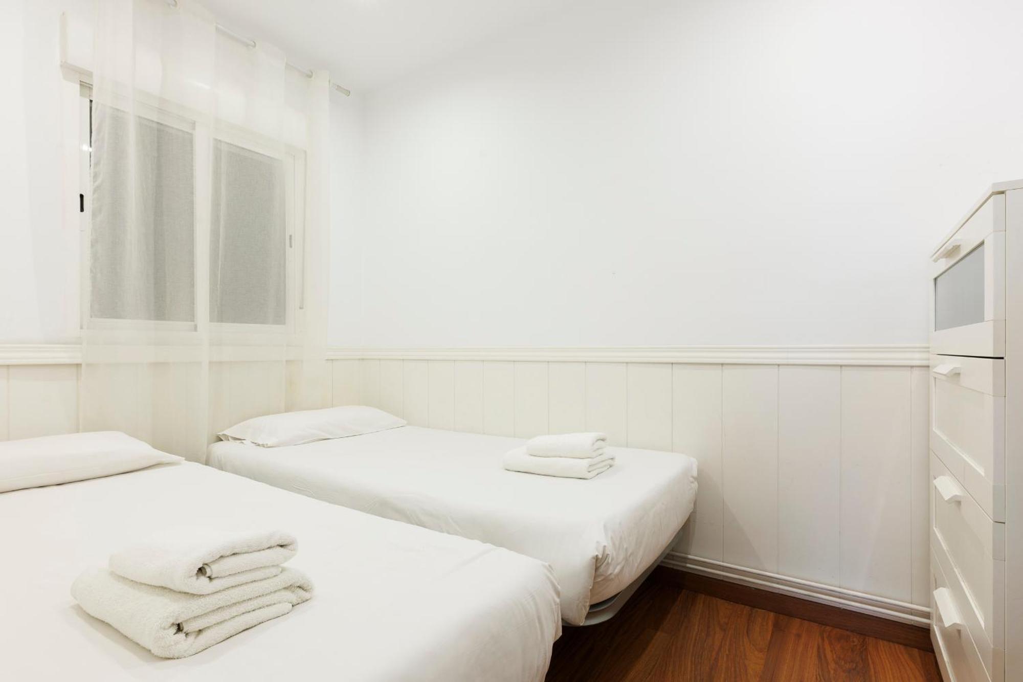 Aparteasy - Private Terrace, 3-Bedroom Apartment Barcelona Kültér fotó